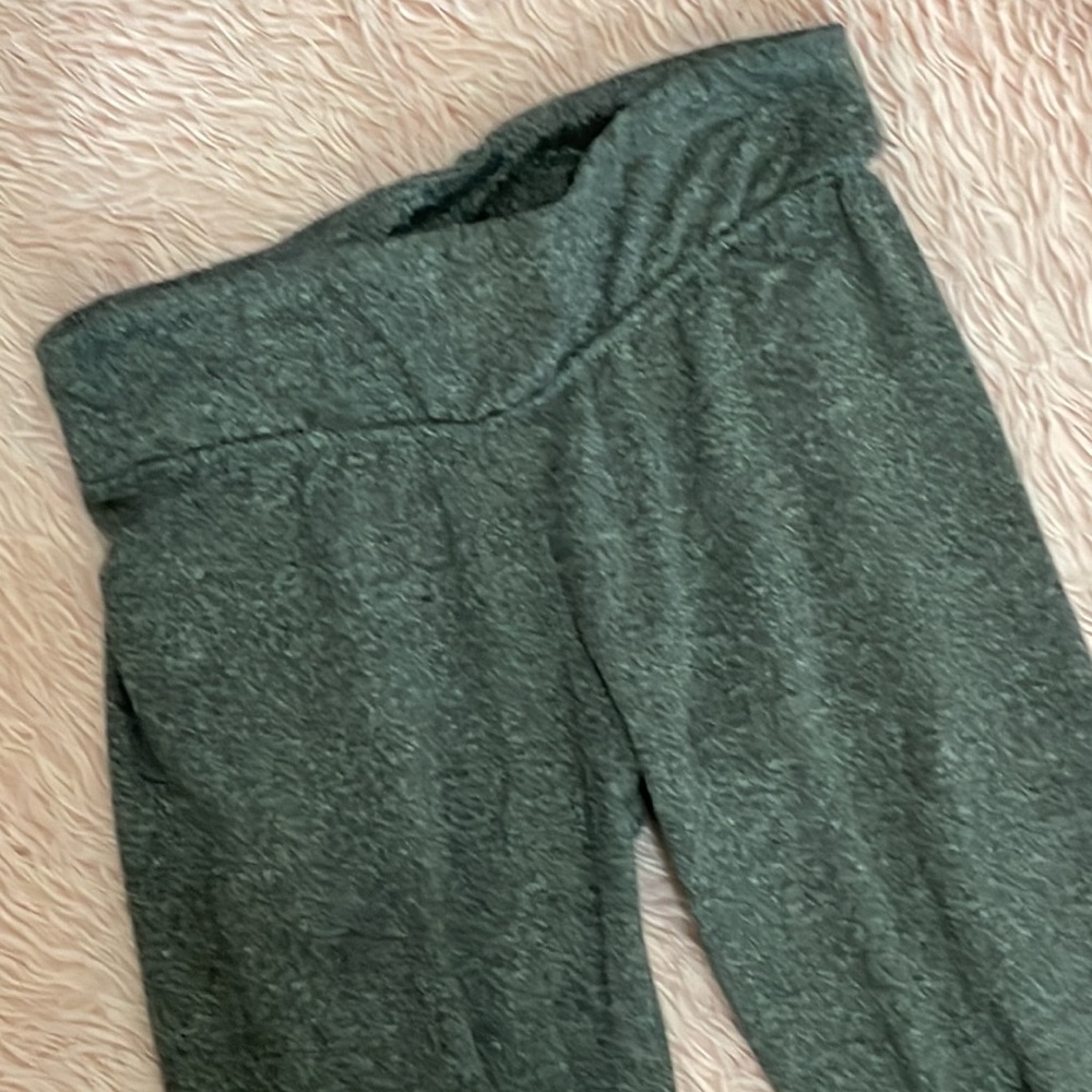 Rue21 Gray Leggings * Workout * Jogging * Daily Wear * Size Small‎